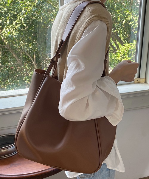 TABI PAL(タビパル)の「PUレザー トートバッグ(ショルダーバッグ・レディース・ブラック/ブラウン/アイボリー・FREE)」の10枚目の写真