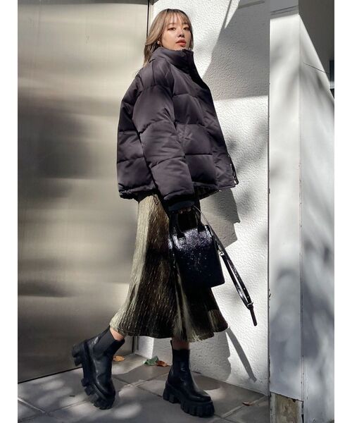 EVRIS（エヴリス）の「ヘリンボーンベロアワンピース（ワンピース・レディース・ブラック/オレンジ/カーキ・FREE）」の20枚目の写真