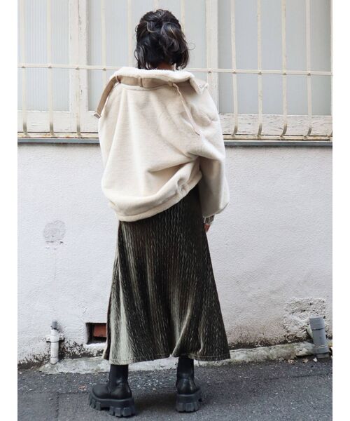 EVRIS（エヴリス）の「ヘリンボーンベロアワンピース（ワンピース・レディース・ブラック/オレンジ/カーキ・FREE）」の14枚目の写真