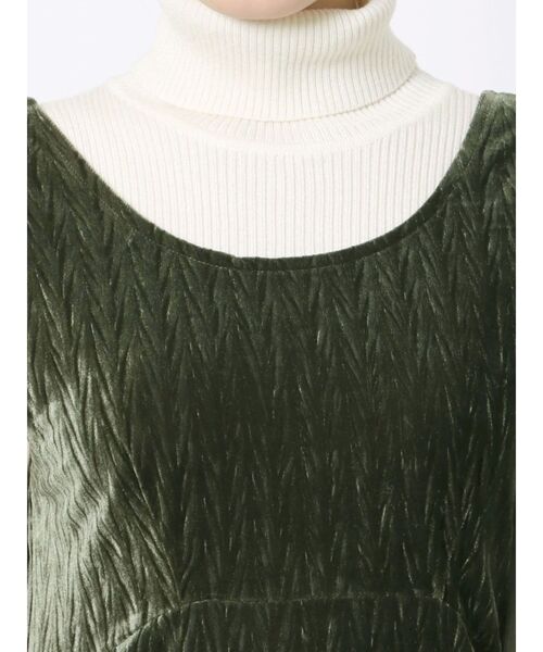 EVRIS（エヴリス）の「ヘリンボーンベロアワンピース（ワンピース・レディース・ブラック/オレンジ/カーキ・FREE）」の10枚目の写真