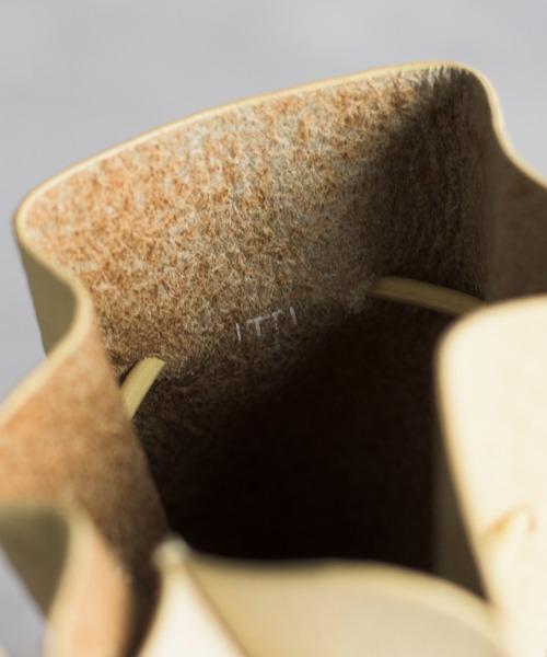 And A（アンドエー）の「ITTI イッチ / HERRIE KINCHAKU POUCH