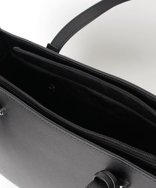 Perfect Suit FActory（パーフェクトスーツファクトリー）の「サフィアーノ　スクエアトートバッグ（ビジネスバッグ・レディース・ブラック/ピンク系その他/ライトグレー・FREE）」の14枚目の写真