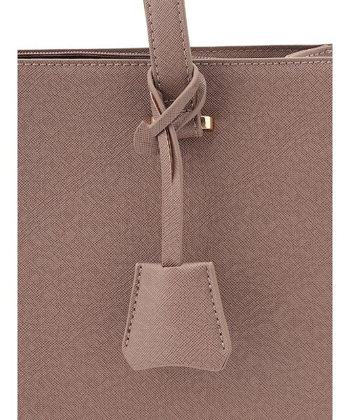 Perfect Suit FActory（パーフェクトスーツファクトリー）の「サフィアーノ　スクエアトートバッグ（ビジネスバッグ・レディース・ブラック/ピンク系その他/ライトグレー・FREE）」の6枚目の写真