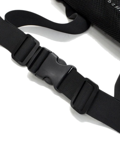 ROTHCO(ロスコ)の「【ROTHCO】MESH TAPE FANNY PACK(ボディバッグ/ウエストポーチ・メンズ・ブラック/カーキ・ONESIZE)」の12枚目の写真