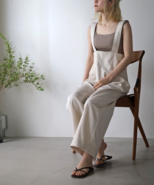 UNFIELD(アンフィールド)の「【UNFIELD】ハイウェストサロペット(サロペット/オーバーオール・レディース・ブラウン/ブラック/アイボリー・FREE)」の2枚目の写真