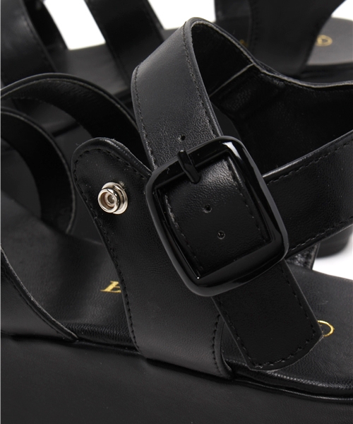 WEGO（ウィゴー）の「WEGO/4ベルトサンダル（サンダル・レディース・ホワイト/ブラック/その他1・LARGE/MEDIUM）」の4枚目の写真