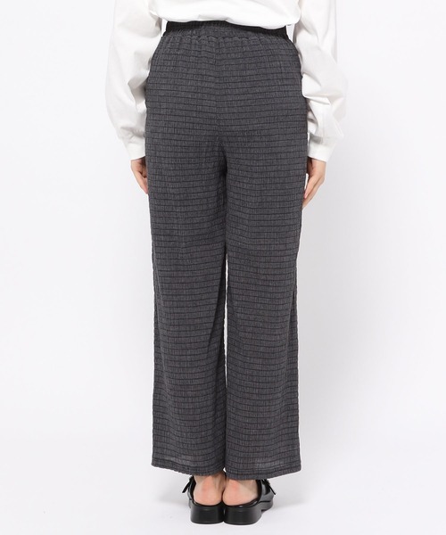 PAGEBOY(ページボーイ)の「シャーリングリラックスパンツ(その他パンツ・レディース・スカイブルー/ブラック/カーキ・FREE)」の13枚目の写真