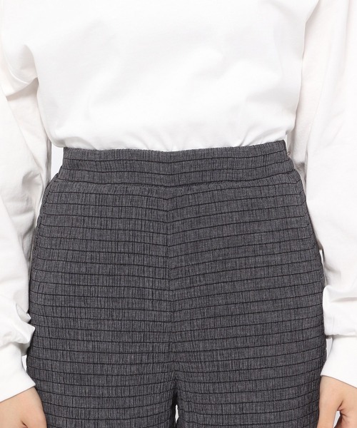 PAGEBOY(ページボーイ)の「シャーリングリラックスパンツ(その他パンツ・レディース・スカイブルー/ブラック/カーキ・FREE)」の14枚目の写真