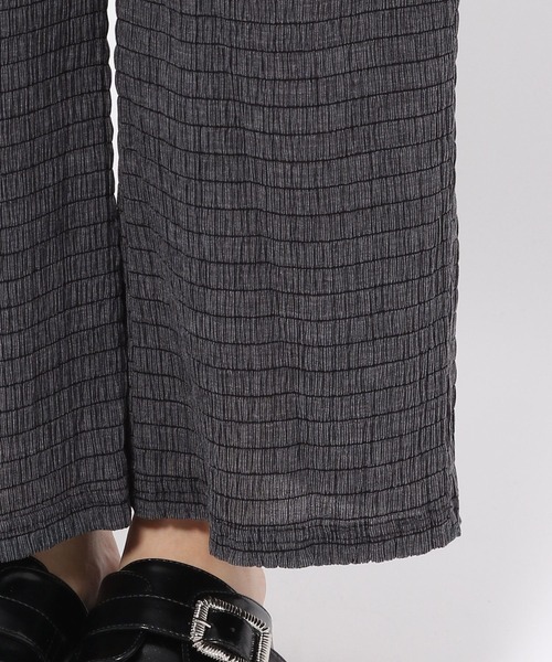 PAGEBOY(ページボーイ)の「シャーリングリラックスパンツ(その他パンツ・レディース・スカイブルー/ブラック/カーキ・FREE)」の15枚目の写真