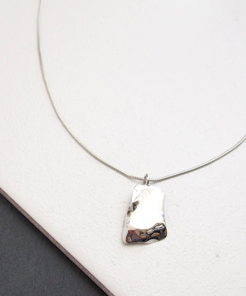 SALON(サロン)の「オリジナルニュアンスプレートネックレス(ネックレス・レディース・ゴールド/シルバー・FREE)」の2枚目の写真