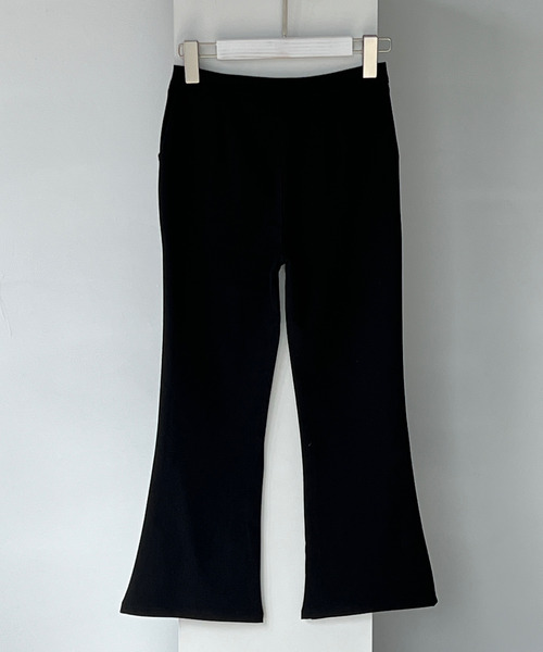 GIMME GIMME（ギミーギミー）の「【GIMME GIMME】Flare cropped pants gimw22s013（その他パンツ・レディース・ブラック・M/L/S）」の9枚目の写真