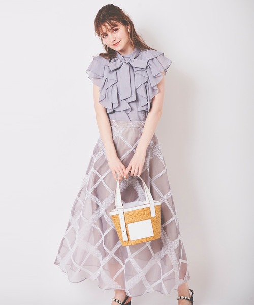 31 Sons de mode（トランテアン　ソン　ドゥ　モード）の「フロッキーレーススカート（スカート・レディース・ベージュ/ライトグリーン/ネイビー・36/38）」の9枚目の写真