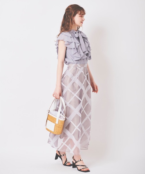 31 Sons de mode（トランテアン　ソン　ドゥ　モード）の「フロッキーレーススカート（スカート・レディース・ベージュ/ライトグリーン/ネイビー・36/38）」の11枚目の写真