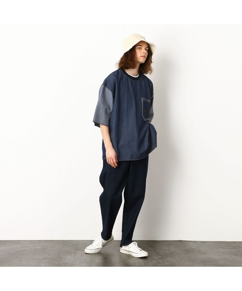 Purple&Yellow（パープルアンドイエロー）の「デニムプルオーバーシャツ（シャツ/ブラウス・メンズ・ライトインディゴブルー/ワンウォッシュ・LARGE/SMALL/MEDIUM）」の4枚目の写真