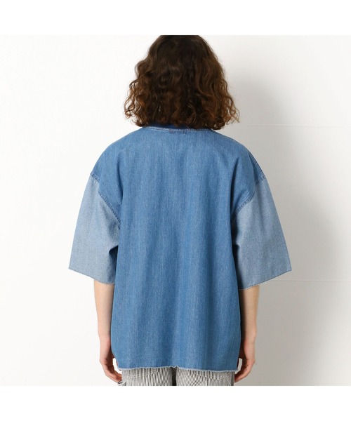 Purple&Yellow（パープルアンドイエロー）の「デニムプルオーバーシャツ（シャツ/ブラウス・メンズ・ライトインディゴブルー/ワンウォッシュ・LARGE/SMALL/MEDIUM）」の15枚目の写真