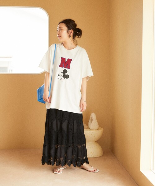 FREAK'S STORE（フリークスストア）の「【WEB限定】DISNEY(ディズニー)　ミッキーマウス/別注MワッペンTシャツ（Tシャツ/カットソー・レディース・グリーン/オフホワイト/ブラック/グレー・ﾌﾘ-）」の7枚目の写真