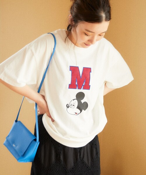 FREAK'S STORE（フリークスストア）の「【WEB限定】DISNEY(ディズニー)　ミッキーマウス/別注MワッペンTシャツ（Tシャツ/カットソー・レディース・グリーン/オフホワイト/ブラック/グレー・ﾌﾘ-）」の9枚目の写真
