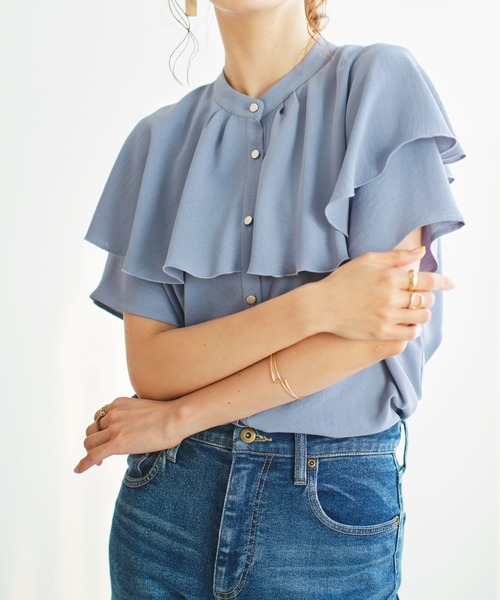 GeeRA（ジーラ）の「ケープデザインブラウス（シャツ/ブラウス・レディース・オフホワイト/ブルー/ブラック/ミント・MEDIUM/LARGE/X-LARGE）」の4枚目の写真