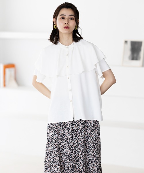 GeeRA（ジーラ）の「ケープデザインブラウス（シャツ/ブラウス・レディース・オフホワイト/ブルー/ブラック/ミント・MEDIUM/LARGE/X-LARGE）」の5枚目の写真