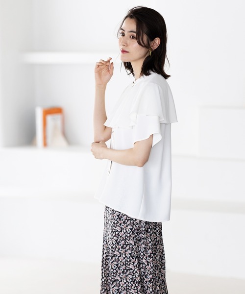 GeeRA（ジーラ）の「ケープデザインブラウス（シャツ/ブラウス・レディース・オフホワイト/ブルー/ブラック/ミント・MEDIUM/LARGE/X-LARGE）」の9枚目の写真