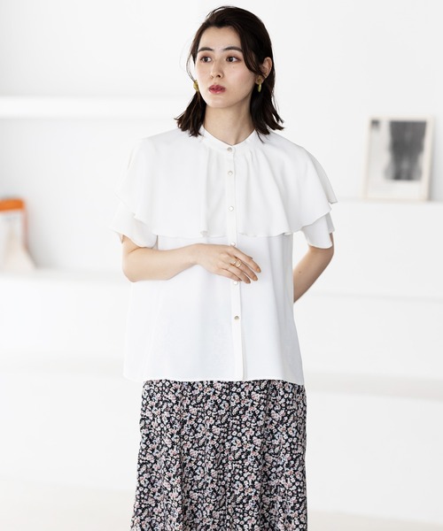 GeeRA（ジーラ）の「ケープデザインブラウス（シャツ/ブラウス・レディース・オフホワイト/ブルー/ブラック/ミント・MEDIUM/LARGE/X-LARGE）」の6枚目の写真