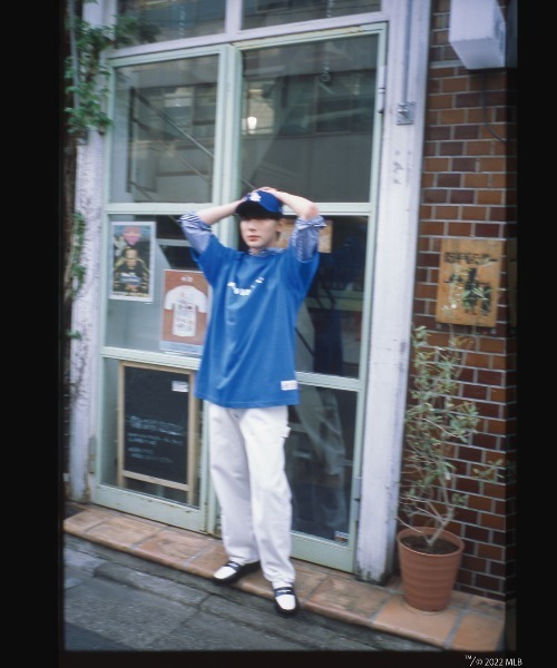 AVIREX（アヴィレックス）の「【MLB×AVIREX】ドジャース Tシャツ/Dodgers T-SHIRT / アヴィレックス / AVIREX（Tシャツ/カットソー・メンズ・ブルー/ホワイト・XX-LARGE/LARGE/X-LARGE/SMALL/MEDIUM）」の21枚目の写真