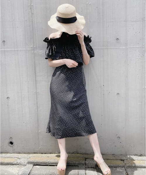 lilLilly（リルリリー）の「フラワープリントキャミドレス（ワンピース・レディース・ホワイト/ブラック/アイボリー・FREE）」の15枚目の写真