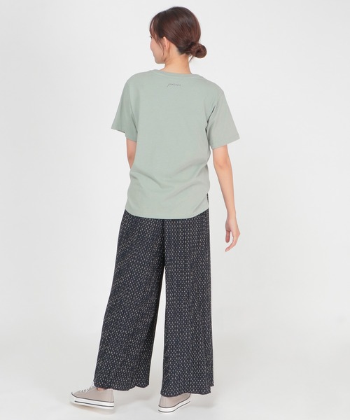 ikka(イッカ)の「ロゴプリントT(Tシャツ/カットソー・レディース・ホワイト/ブラック/オフホワイト/ミント/その他1・S/M/L)」の13枚目の写真