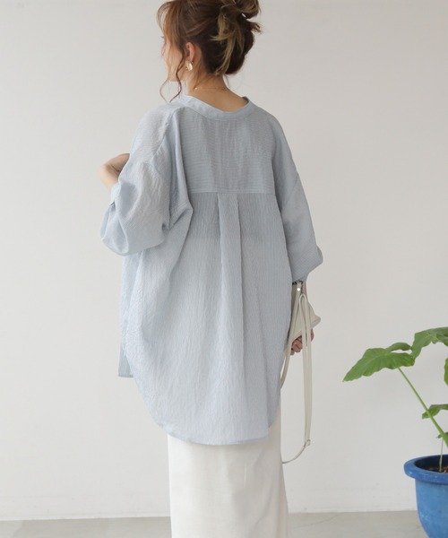 frames RAY CASSIN（フレームスレイカズン）の「WEB限定 シアーストライプバンドカラーオーバーシャツ（シャツ/ブラウス・レディース・ブラック/サックスブルー/ベージュ/パープル・FREE）」の22枚目の写真