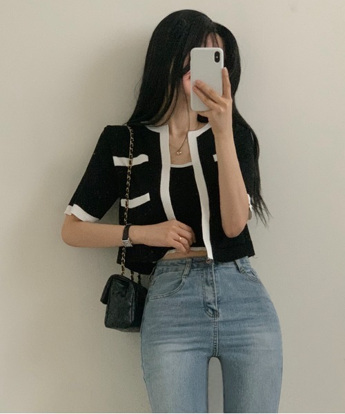 by muni:r（バイ ムニール）の「配色クロップドニットカーディガンセット（カーディガン/ボレロ・レディース・アイボリー/ブラック/ベージュ・FREE）」の13枚目の写真