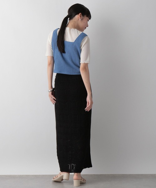 LOWRYS FARM（ローリーズファーム）の「シャーリングスクエアビスチェ　347264（その他トップス・レディース・ブラック/ブルー/アイボリー/ボルドー・FREE）」の12枚目の写真