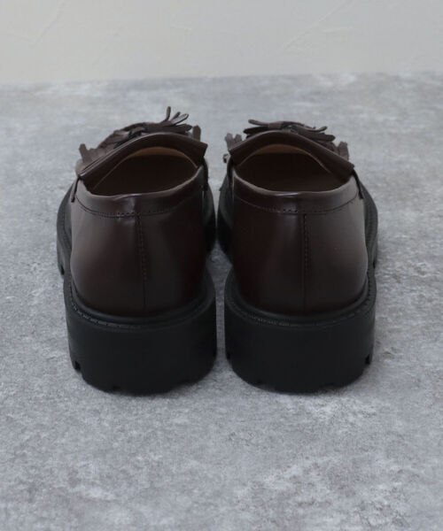 fredy emue（フレディエミュ）の「【ARTESANOS/アルテサノス】 チャンキーソールタッセルローファー（ローファー・レディース・ボルドー/キナリ・38/37）」の6枚目の写真