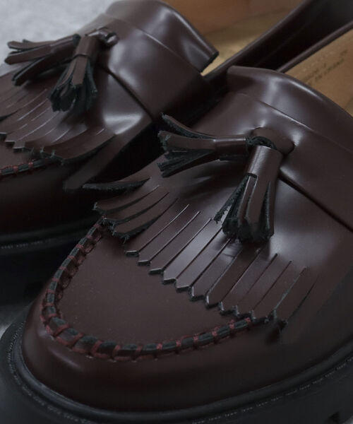 fredy emue（フレディエミュ）の「【ARTESANOS/アルテサノス】 チャンキーソールタッセルローファー（ローファー・レディース・ボルドー/キナリ・38/37）」の8枚目の写真