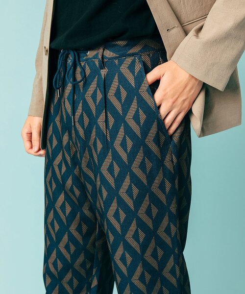 JOURNAL STANDARD(ジャーナルスタンダード)の「【GEOM PATTERN/ジオメパターン】総柄 ブッチャー1プリーツパンツ(その他パンツ・メンズ・ブラック/ナチュラル/ネイビー/レッド/ブラウン/グリーン・SMALL/MEDIUM/LARGE)」の18枚目の写真