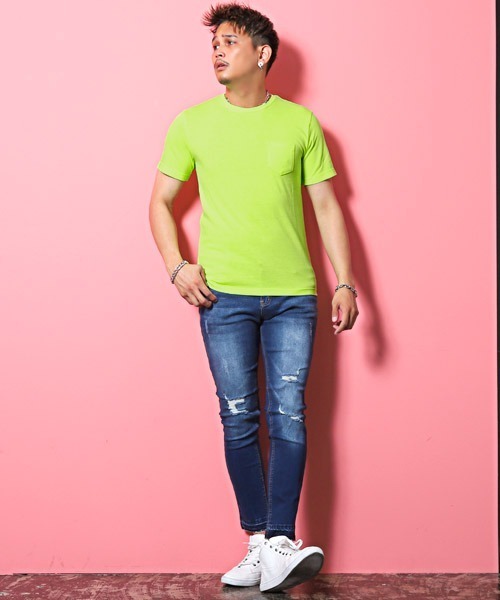 LUXSTYLE(ラグスタイル)の「無地ポケット付きクルーネック半袖Tシャツ(Tシャツ/カットソー・メンズ・ホワイト/ブラック/ネイビー/グレー/カーキ/イエロー系その他/ピンク系その他/ライトピンク・L/XL/M)」の22枚目の写真
