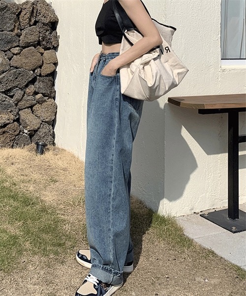 Dream garden（ドリームガーデン）の「ハイウエスト＆タックのルーズデニムパンツ（デニムパンツ・レディース・スミクロ/アイボリー/ブラック/ブルー/サックスブルー/ブルー系その他/ピンク/ターコイズブルー・S/L/XL/2XL/M）」の12枚目の写真