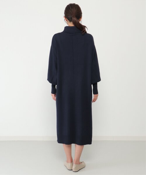 IKKA LOUNGE(イッカラウンジ)の「タートルニットスリットワンピース(ワンピース・レディース・ネイビー/モカ・L/M)」の13枚目の写真