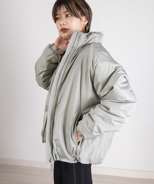 SlashDate（スラッシュデイト）の「中綿スタンドミリタリージャケット/ビッグシルエット（ミリタリージャケット・メンズ・グレー/ブラック/オリーブ・M/L/XL）」の3枚目の写真