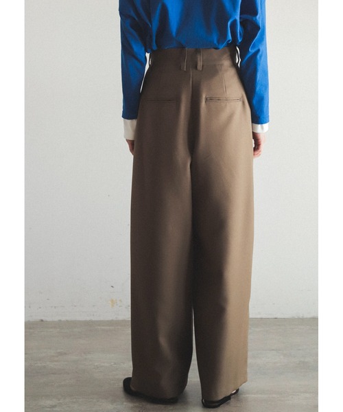 FIL DE FER（フィルデフェール）の「Peツイル　スーパーワイドパンツ（スラックス・レディース・カーキ/ネイビー・SMALL/MEDIUM）」の4枚目の写真