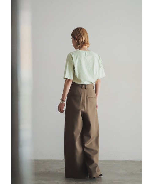 FIL DE FER（フィルデフェール）の「Peツイル　スーパーワイドパンツ（スラックス・レディース・カーキ/ネイビー・SMALL/MEDIUM）」の22枚目の写真