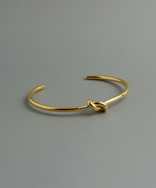 ieLS（イエルズ）の「金属アレルギー対応「ieLS」ステンレス　ノットデザインバングル（バングル/リストバンド・メンズ・ゴールド/シルバー・ONE SIZE）」の4枚目の写真