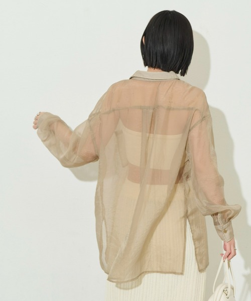 Aunt Marie's（アントマリーズ）の「オーバーサイズシアーシャツ（シャツ/ブラウス・レディース・ベージュ/ピンク/グリーン/アイボリー・FREE）」の6枚目の写真