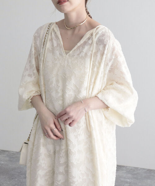 fredy emue（フレディエミュ）の「【オケージョンアイテム】ジャガードシアーワンピース（ワンピース・レディース・ブラック/アイボリー・36/38）」の7枚目の写真