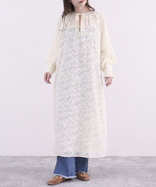 fredy emue（フレディエミュ）の「【オケージョンアイテム】ジャガードシアーワンピース（ワンピース・レディース・ブラック/アイボリー・36/38）」の12枚目の写真