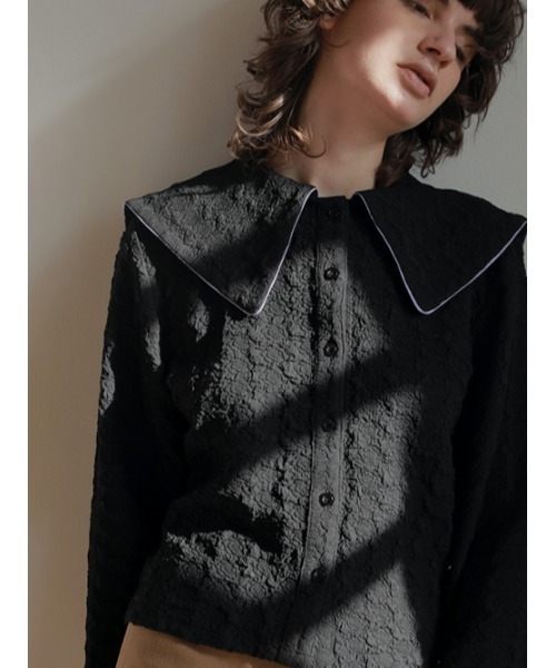 AMAIL(アマイル)の「Piping collar shirt(シャツ/ブラウス・レディース・ホワイト/ブラック・FREE)」の5枚目の写真