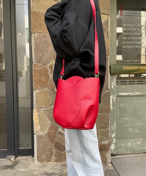 Legato Largo（レガートラルゴ）の「Legato Largo/ レガートラルゴ / チューリップモチーフ 2WAYトート / LG-F3094（トートバッグ・レディース・ピンク/レッド/イエロー/アイボリー/ブラック/ブルー/グリーン系その他/オレンジ系その他/ピンク系その他・ONESIZE/ONE SIZE）」の8枚目の写真