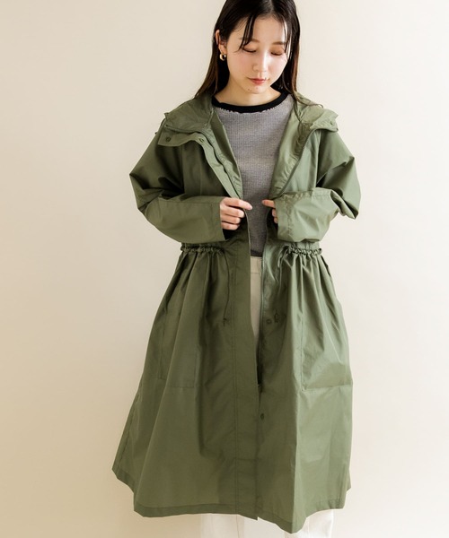 SMELLY(スメリー)の「because Mods Gather Coat(レインコート/ポンチョ・レディース・カーキ・ONE)」の3枚目の写真