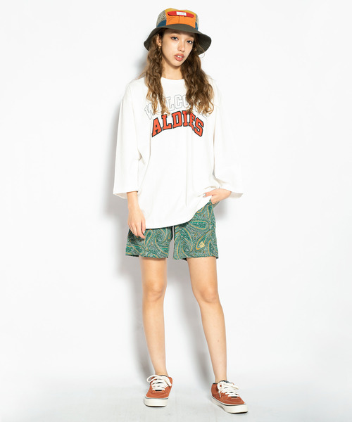 ALDIES（アールディーズ）の「Welcome Half Sleeve / ウェルカムハーフスリーブ（Tシャツ/カットソー・メンズ・ブラック/ホワイト/マルチ・LARGE/MEDIUM/SMALL）」の2枚目の写真