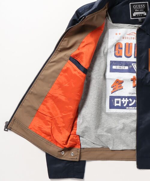 Guess（ゲス）の「Patch Satin Flight Jacket（ブルゾン・メンズ・ネイビー・MEDIUM/LARGE/X-LARGE/SMALL）」の7枚目の写真