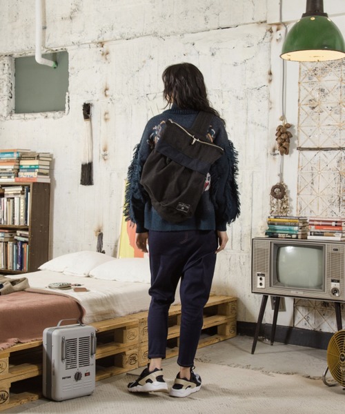 STOF(ストフ)の「STOF/ストフ/Good Vibes One Strap Backpac STOF(ストフ)の「STOF/ストフ/Good Vibes One Strap Backpac